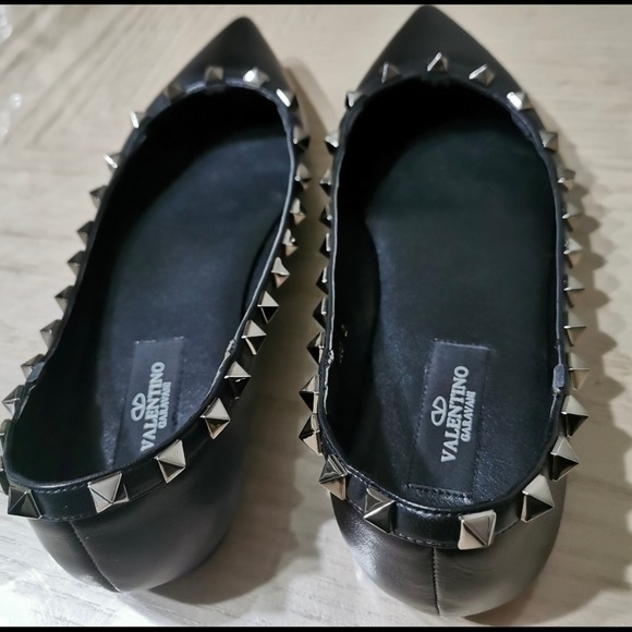 *SOLD* Valentino Ballet Flats - Picture 3 of 7